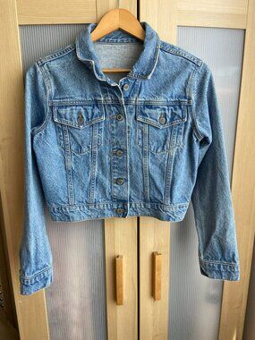 J. Galt Faded Blue Denim Jacket Women's Small‎